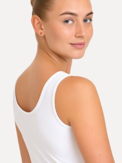 balletjurk wit achterkant close-up