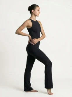 zwarte jazzbroek voor dans - fame - op staande model